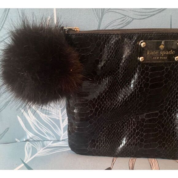 Kate Spade black Snake Skin Clutch Purse Handbag FUR ZIPPER PULL - Picture 9 of 11